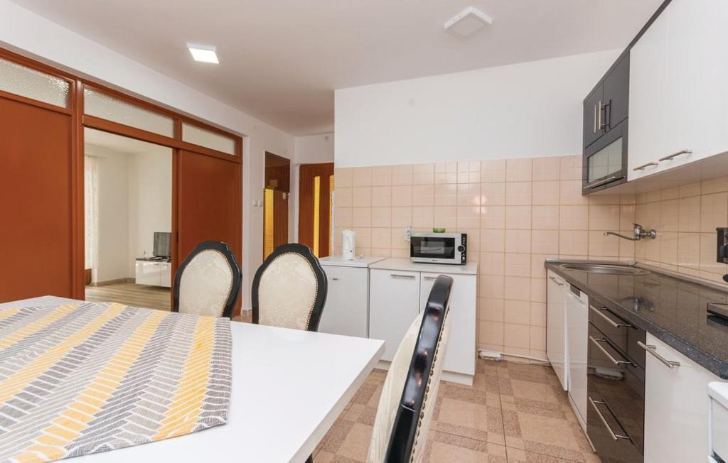 Villa Diana Pakoštane Kültér fotó